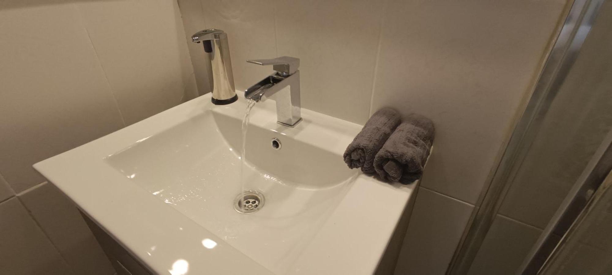 Apartamento Una Habitacion Supercentrico トレモリノス エクステリア 写真