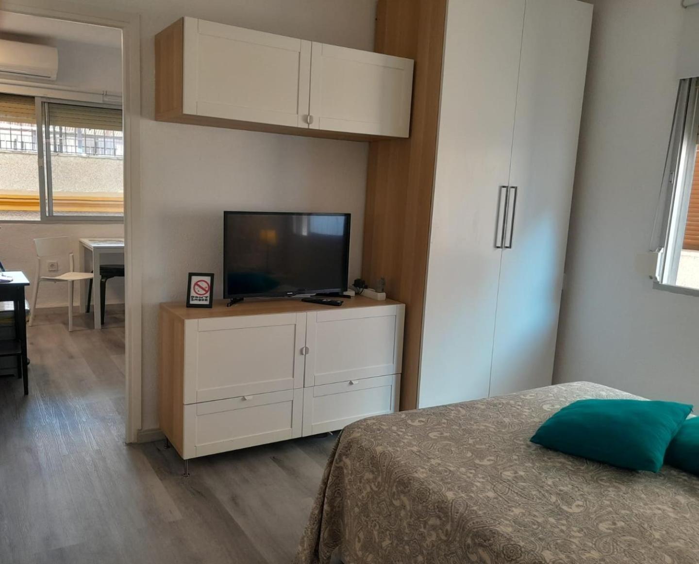 Apartamento Una Habitacion Supercentrico トレモリノス エクステリア 写真